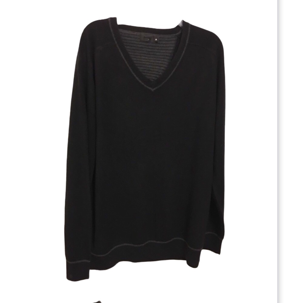 BRAND NEW Men F&F V Neck Knit Sweater. Size XL